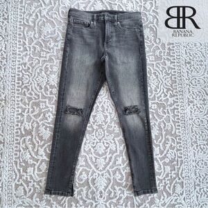 Banana Republic Mid Rise Skinny Split Hem Jeans